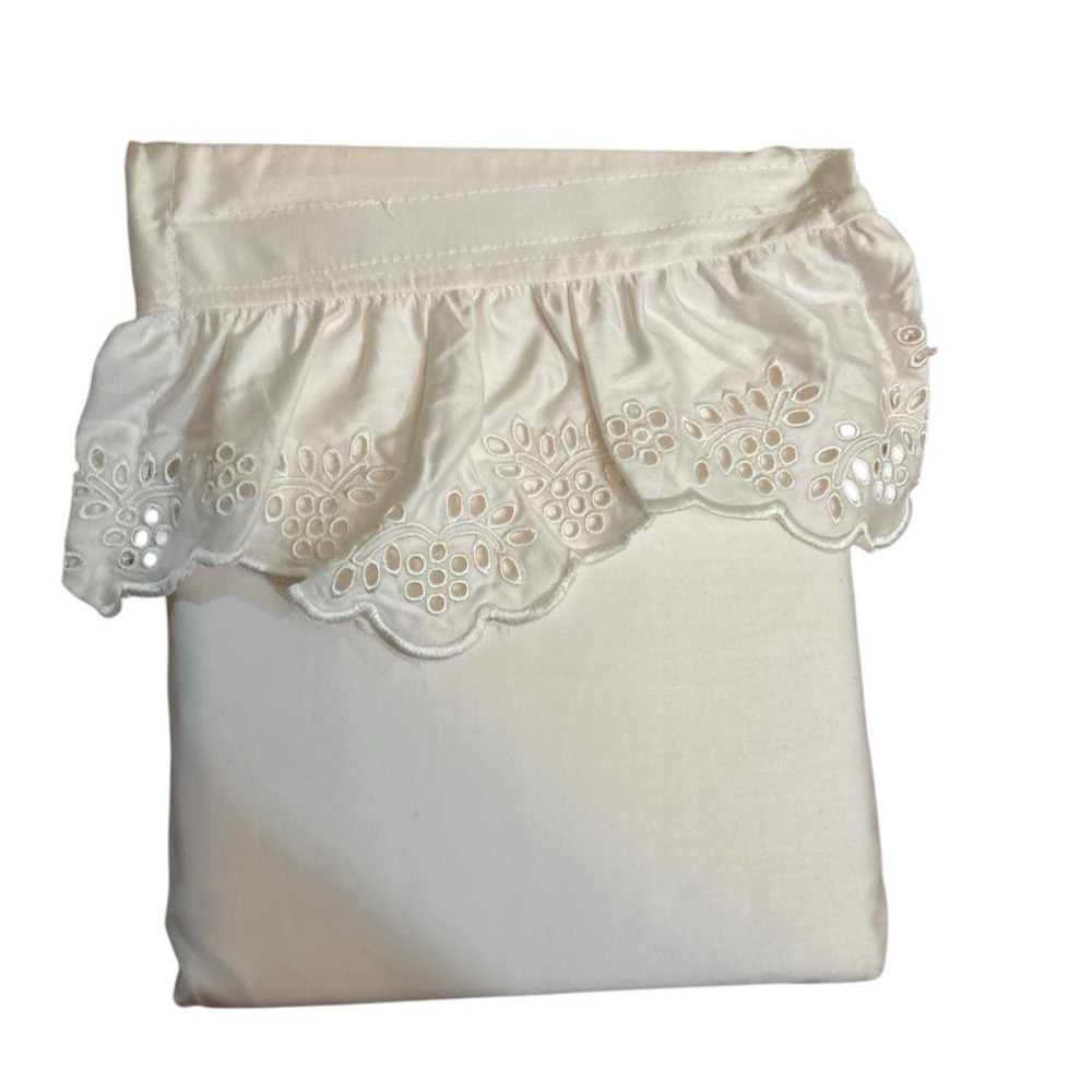 Threshold King 400 Thread Count Performance Sheet Set Ivory Eyelet Ruffle Hem